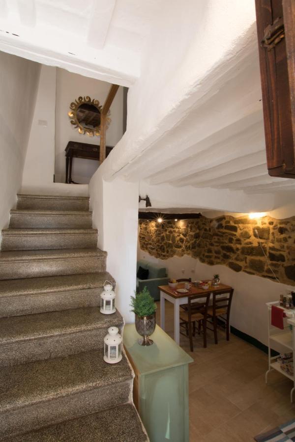 Casa Costa Delle Caserme Монтальчино Экстерьер фото
